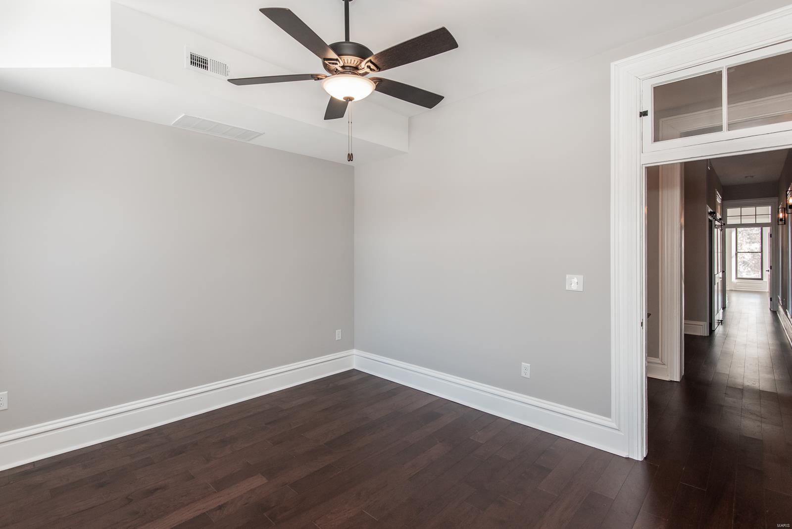 St Louis, Missouri 63104, United States, 3 Bedrooms Bedrooms, ,3 BathroomsBathrooms,Residential,Pending,22788