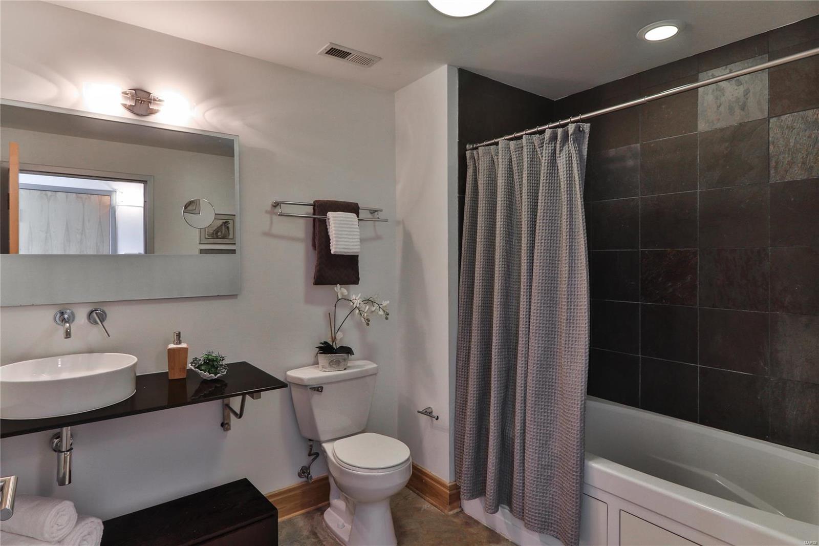 Packard Lofts - Residential