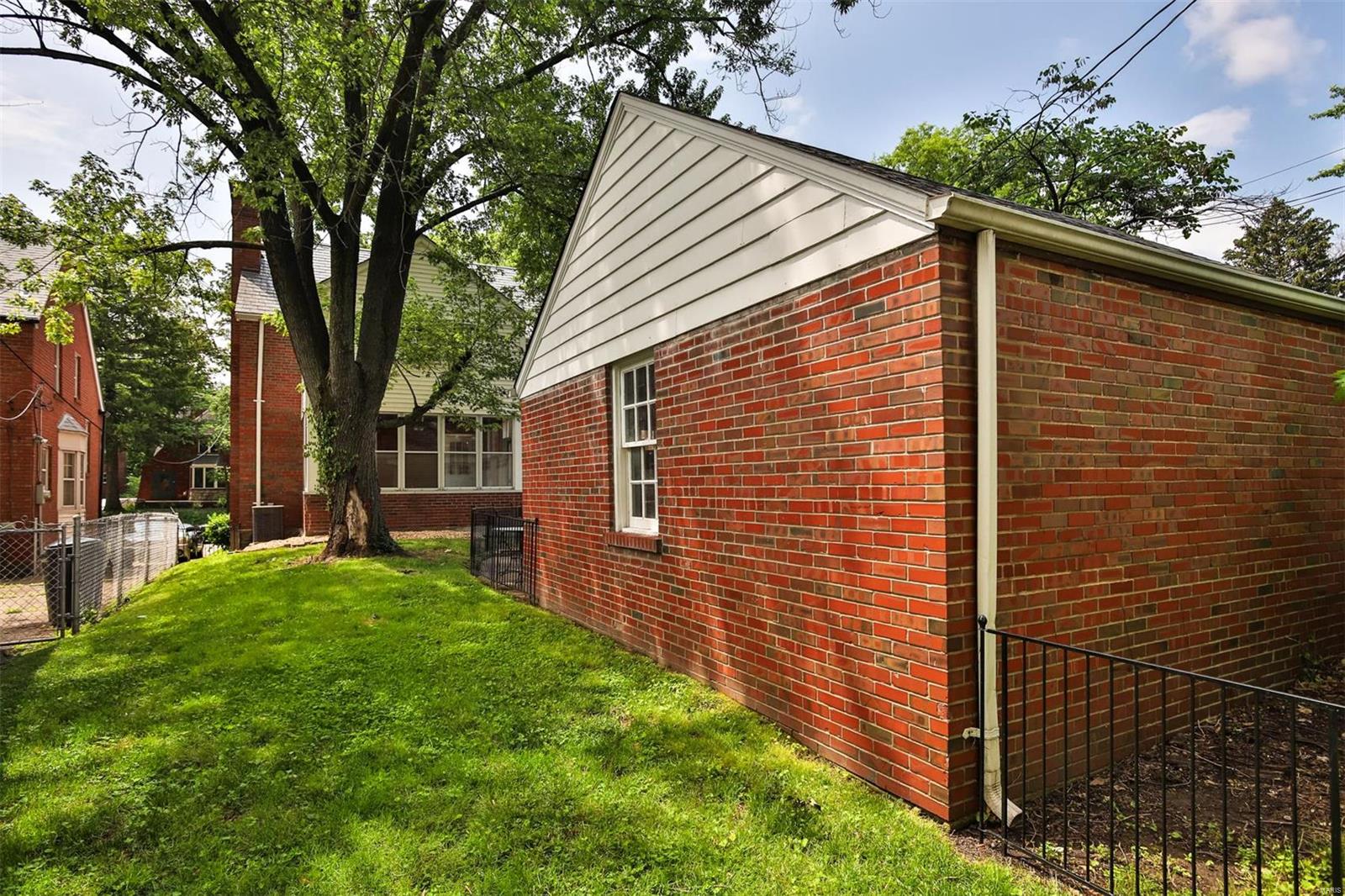 University Terrace - Residential