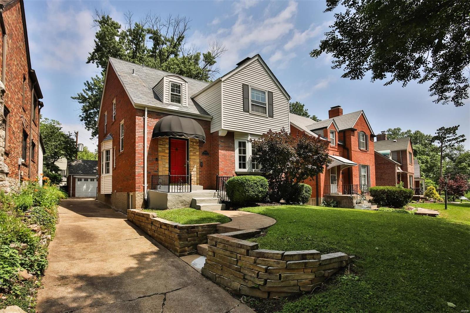 University Terrace - Residential