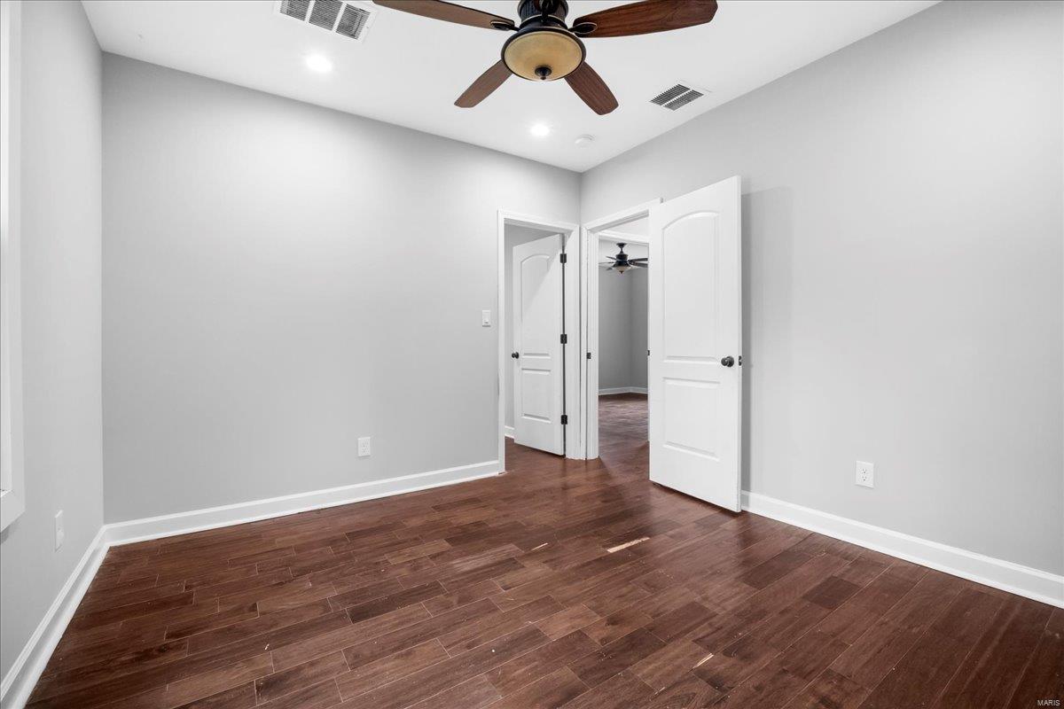 St Louis, Missouri 63119, United States, 3 Bedrooms Bedrooms, ,3 BathroomsBathrooms,Residential,Pending,113897