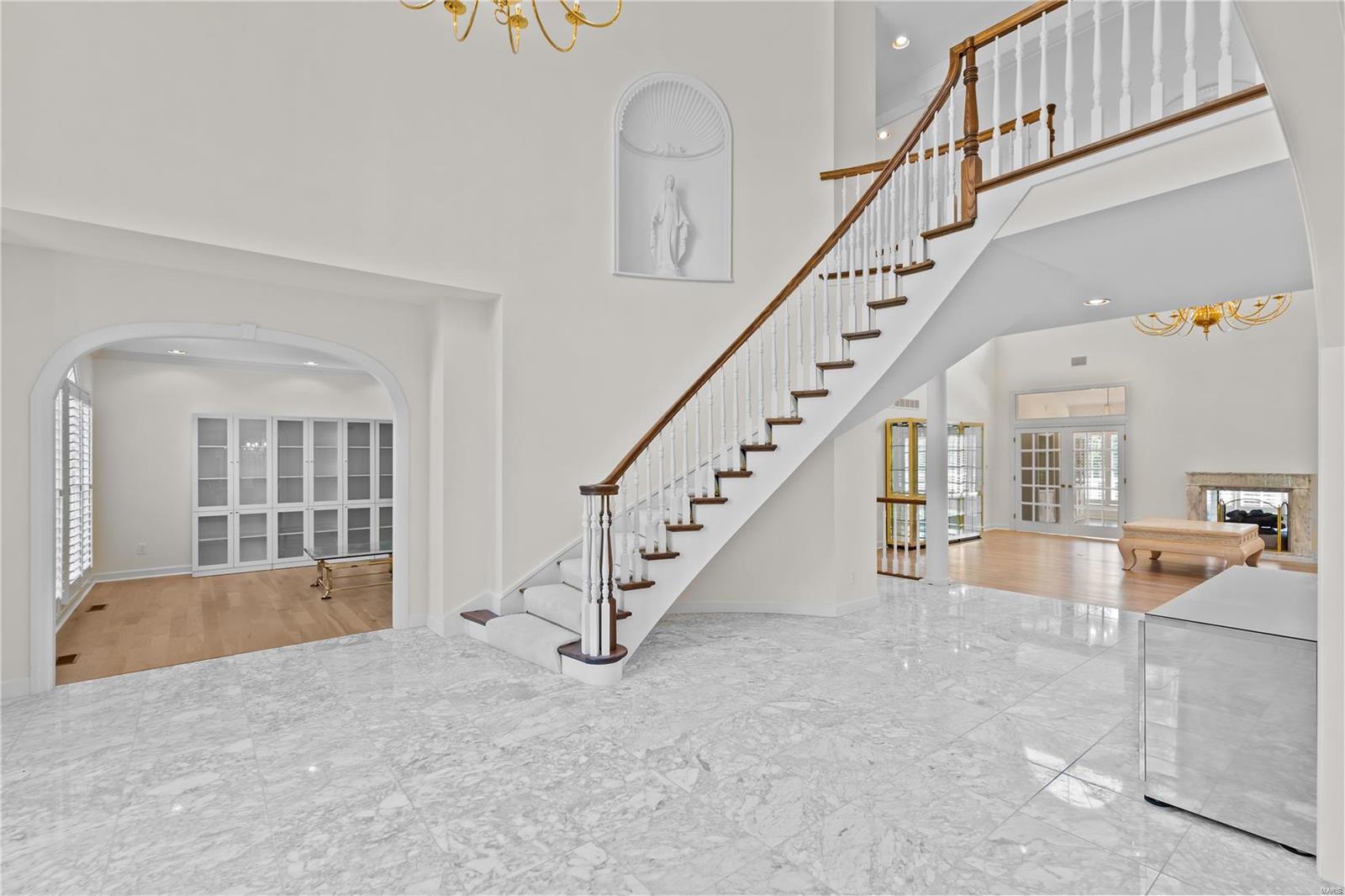 2242 Whitney Pointe Drive