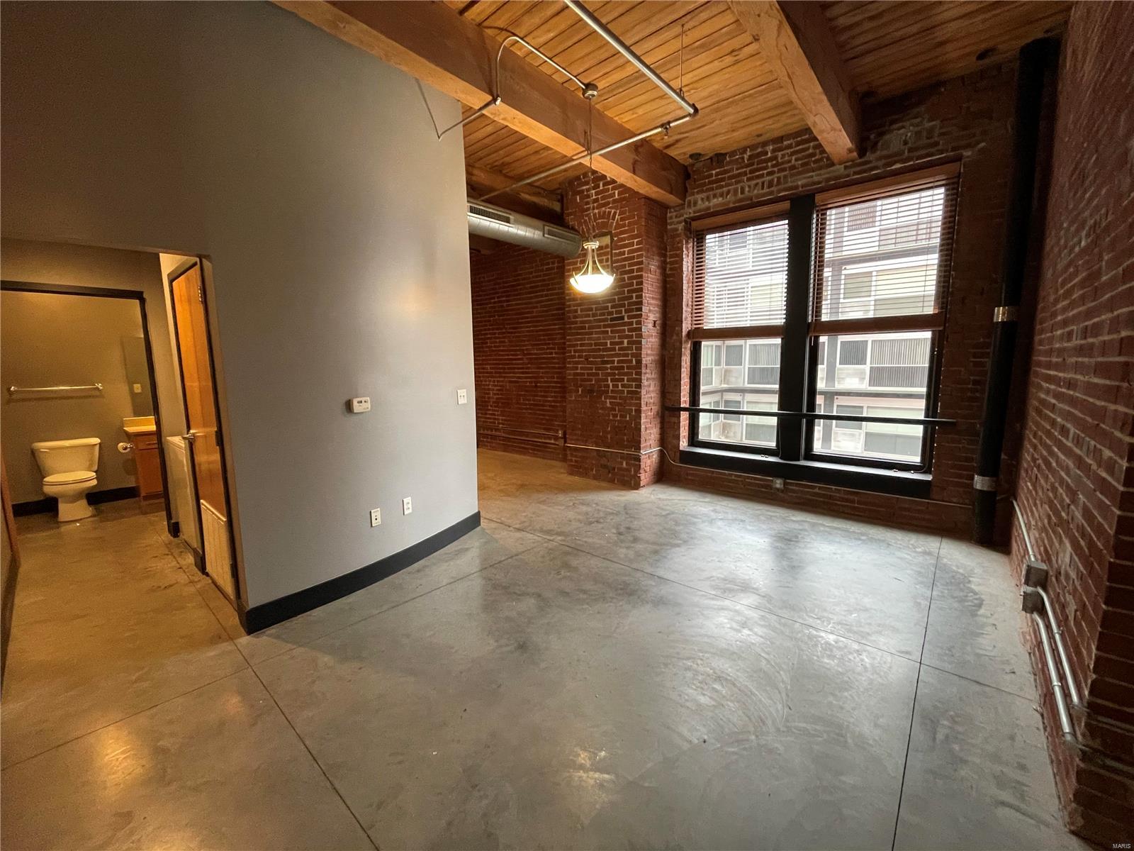 Lucas Lofts - Residential Lease