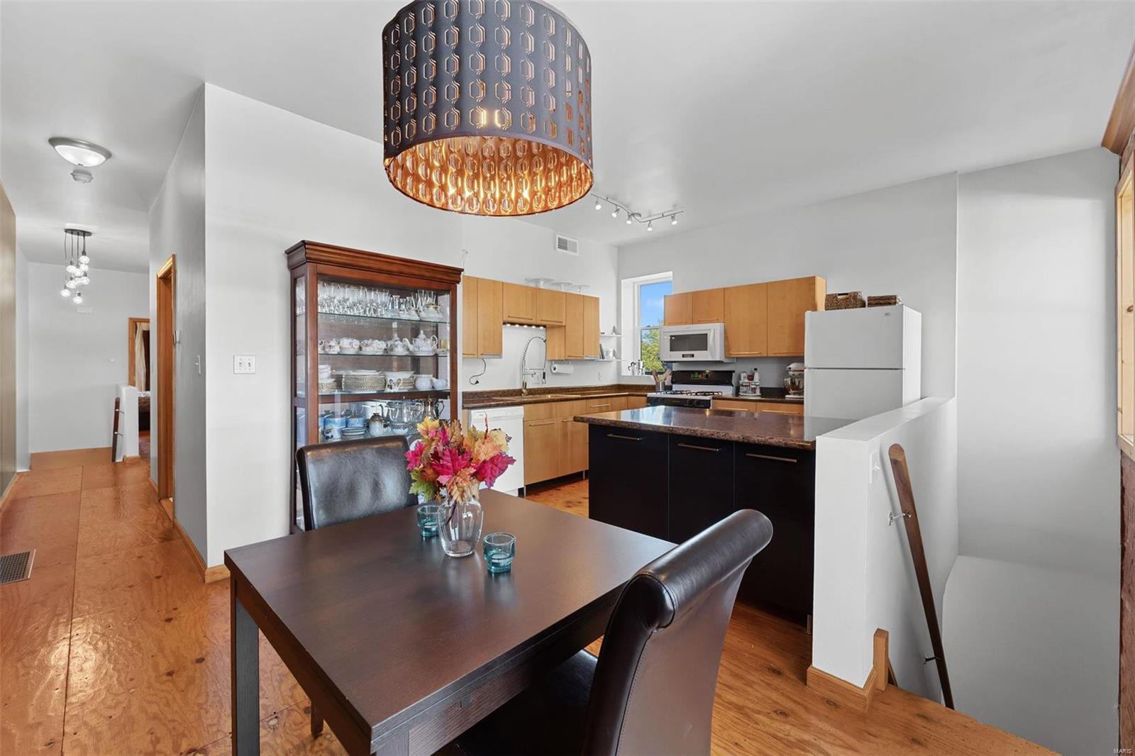 Benton Park West - Commercial Sale