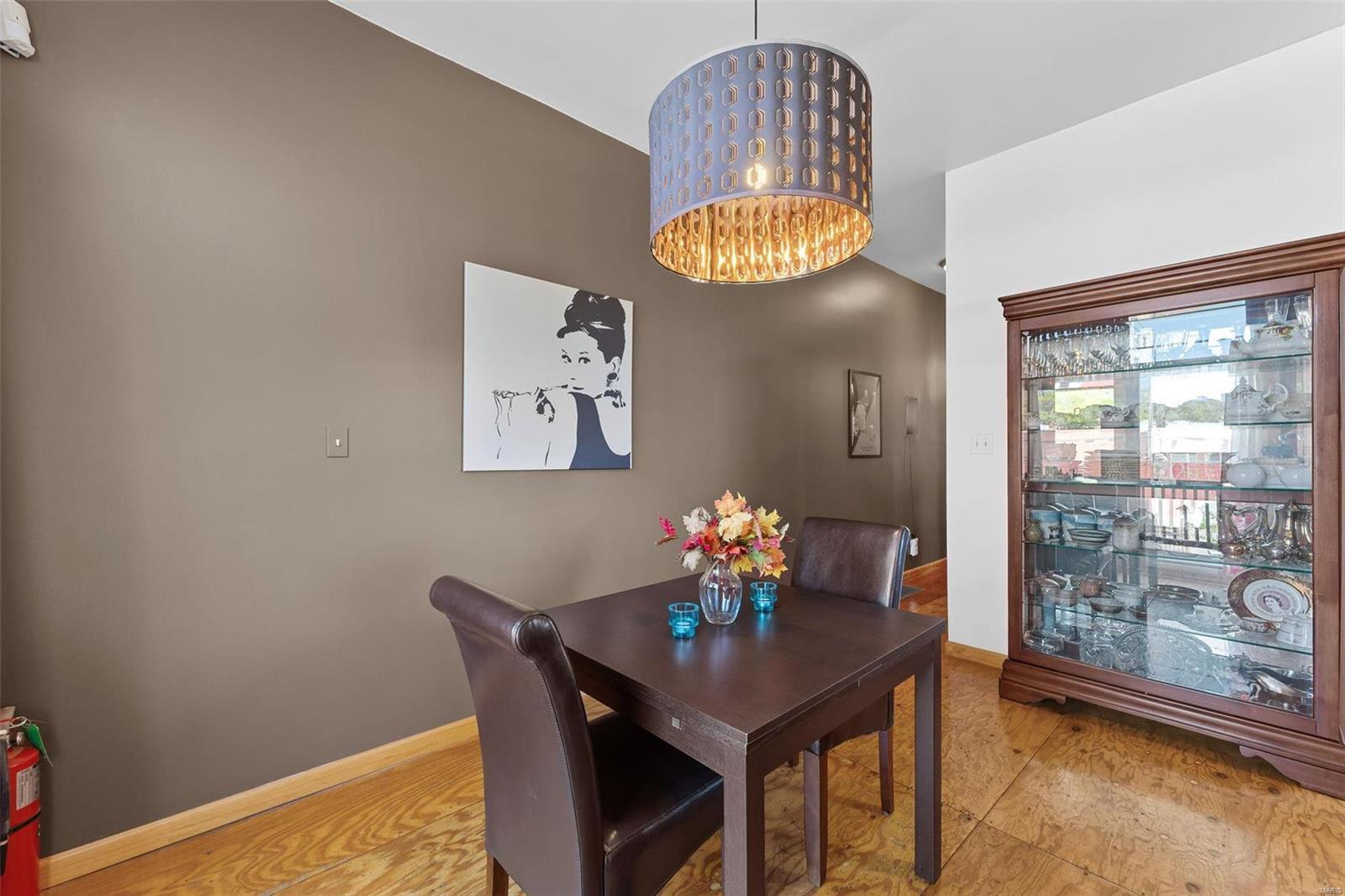Benton Park West - Commercial Sale
