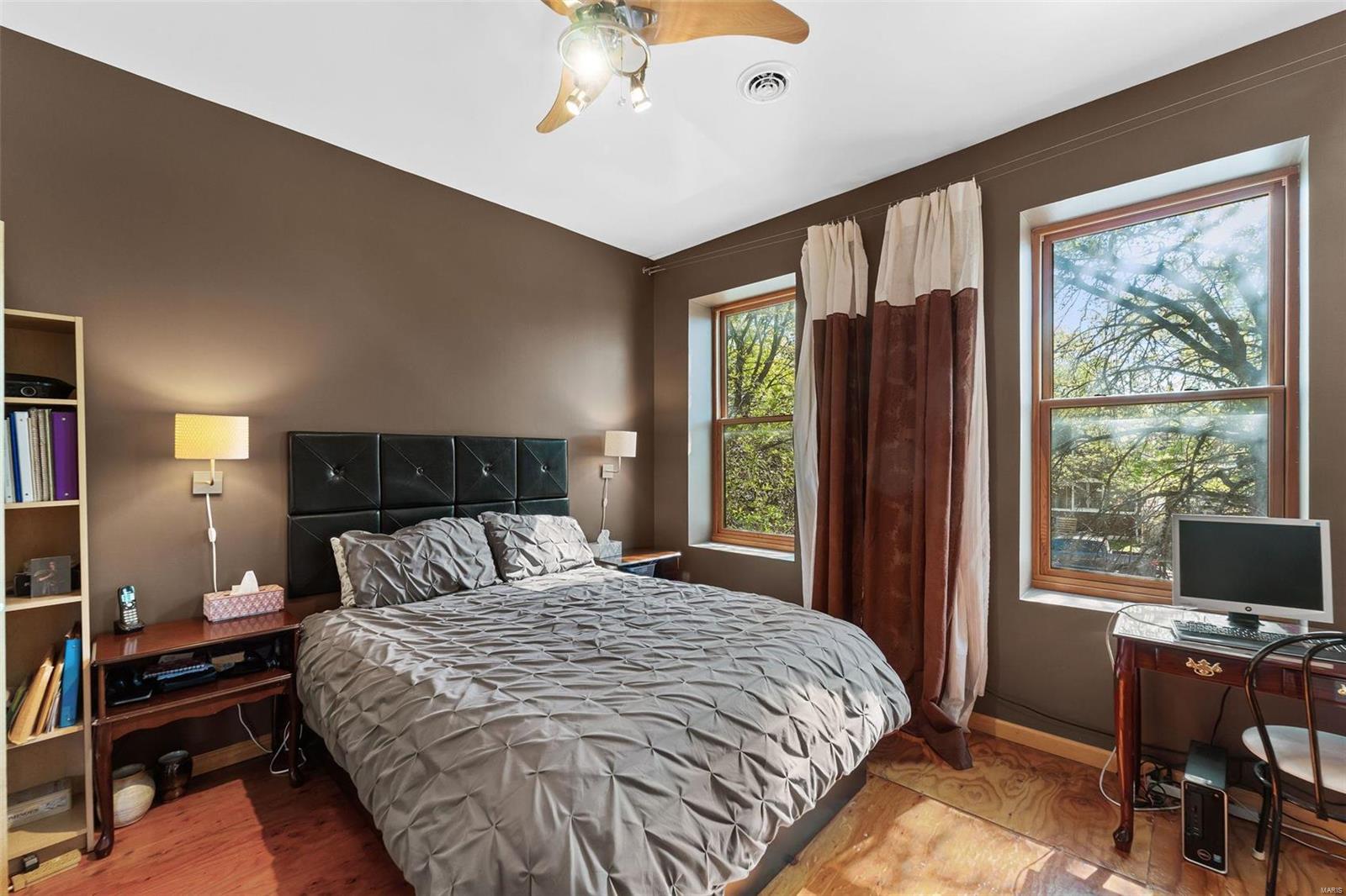Benton Park West - Commercial Sale