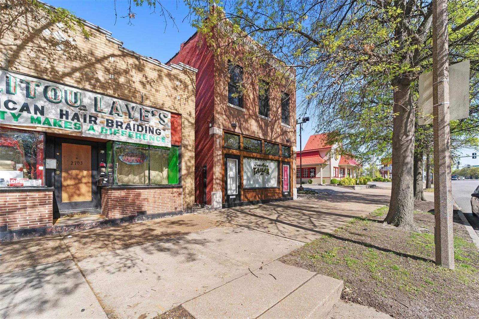 Benton Park West - Commercial Sale