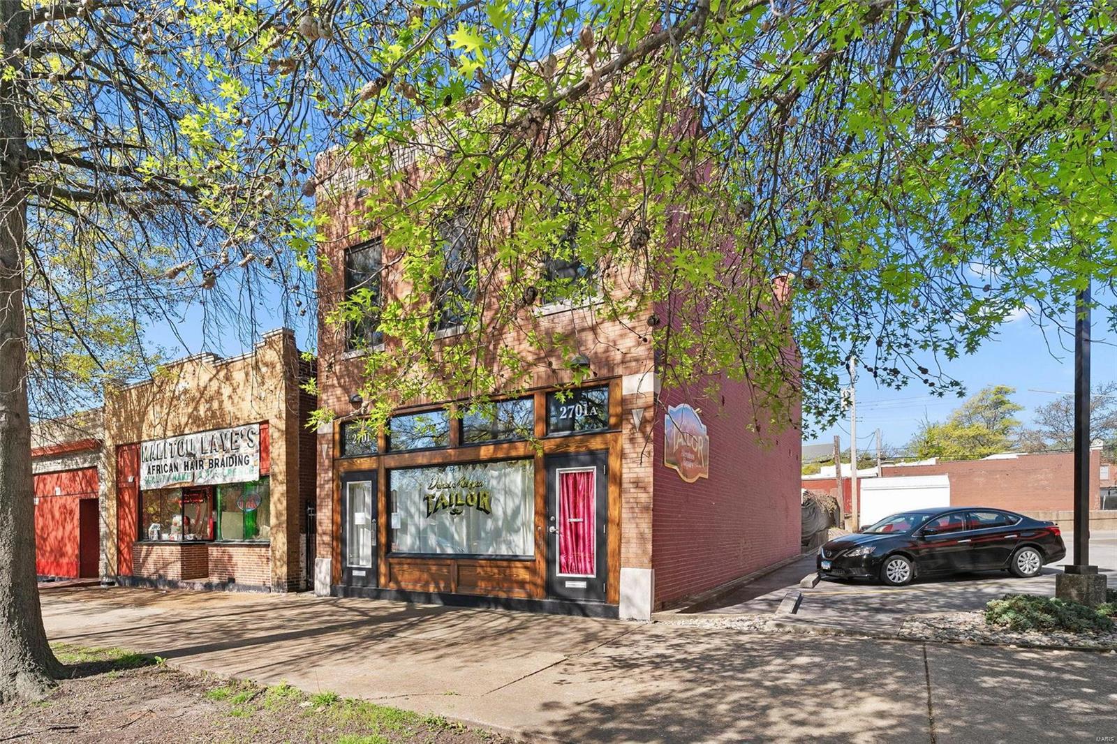Benton Park West - Commercial Sale