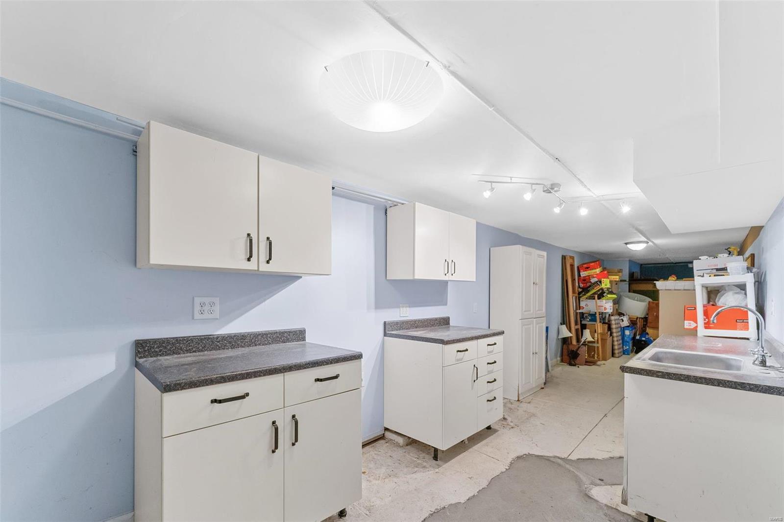 Benton Park West - Commercial Sale