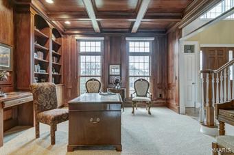 Town & Country Manor - Residential