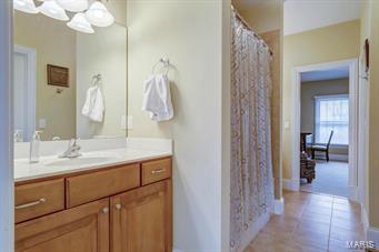 Town & Country Manor - Residential