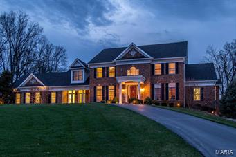 Town & Country Manor - Residential