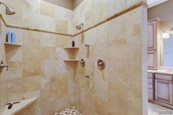 Town & Country Manor - Residential