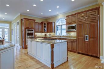 Town & Country Manor - Residential