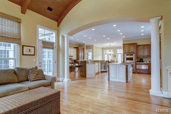 Town & Country Manor - Residential