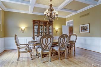 Town & Country Manor - Residential