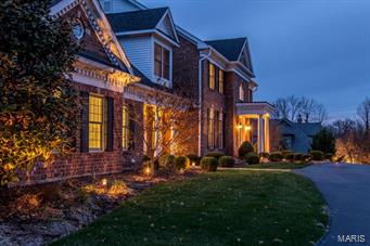 Town & Country Manor - Residential