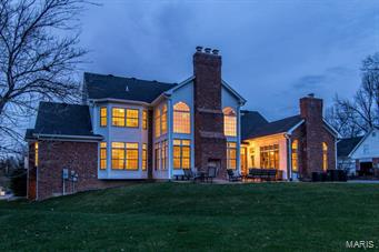 Town & Country Manor - Residential