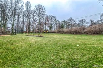 Town & Country Manor - Residential