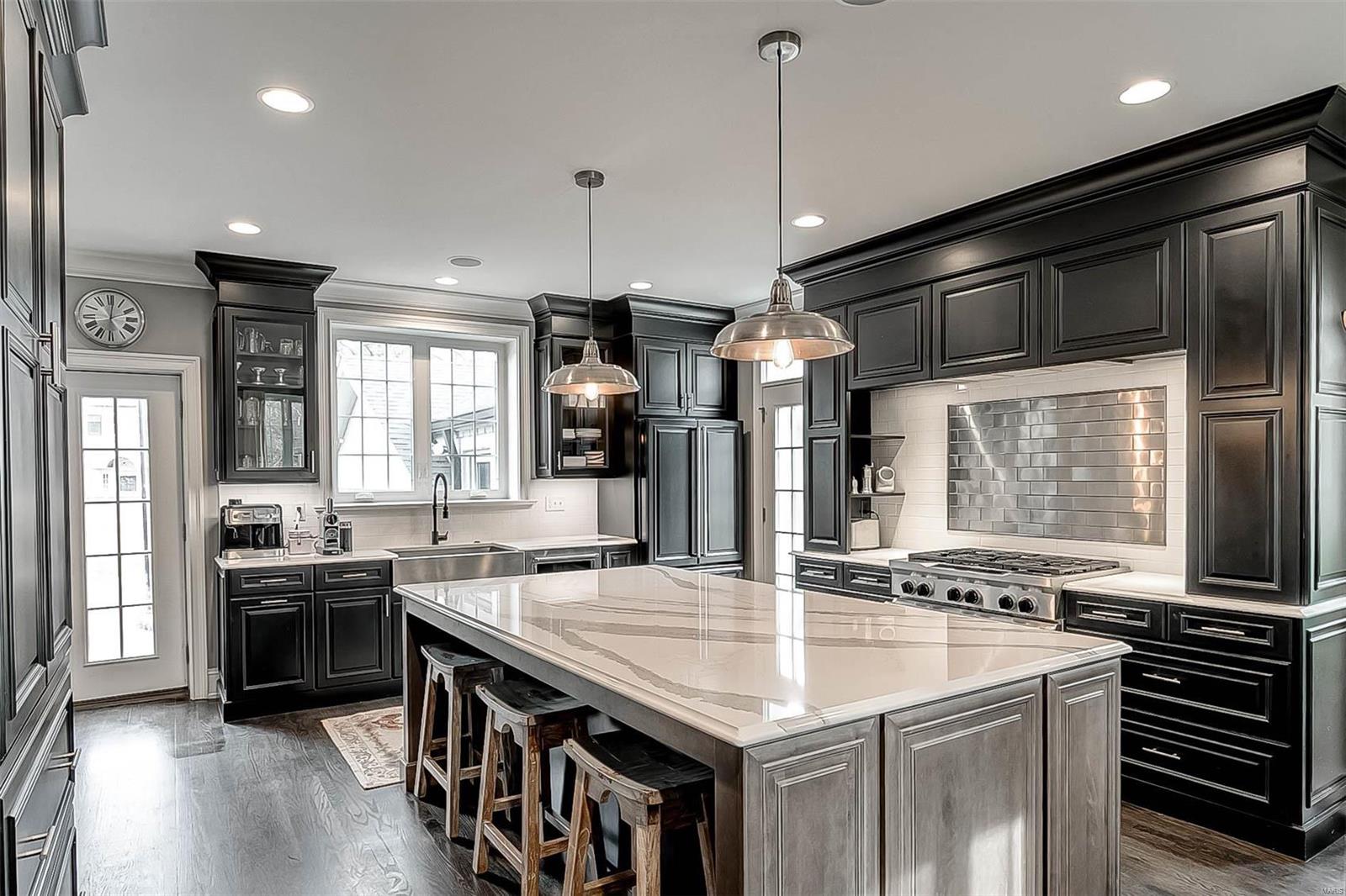 Country Club Place - "Polo" - Residential