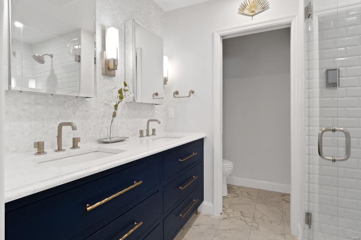 La Hacienda - Residential