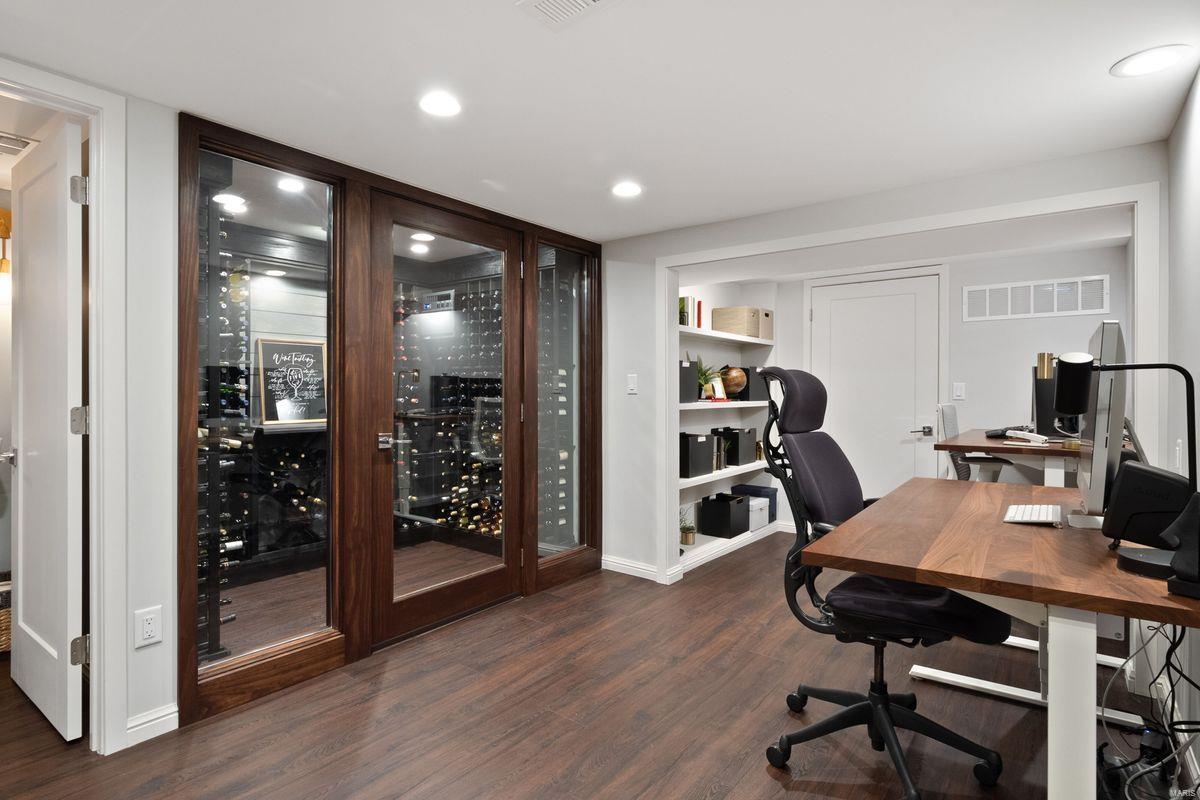 La Hacienda - Residential