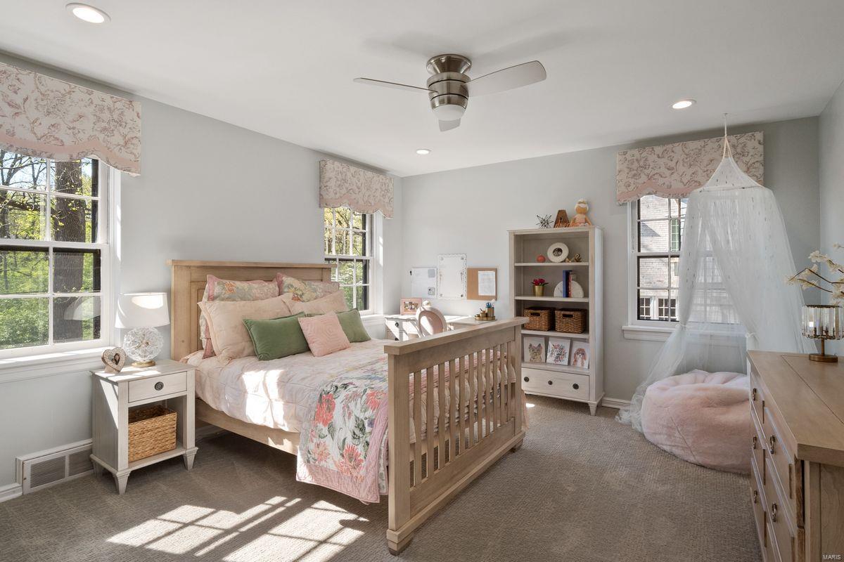 La Hacienda - Residential