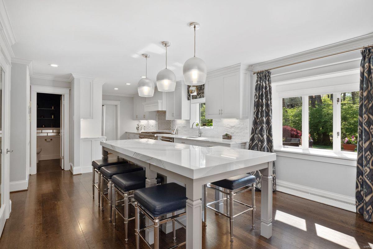 La Hacienda - Residential