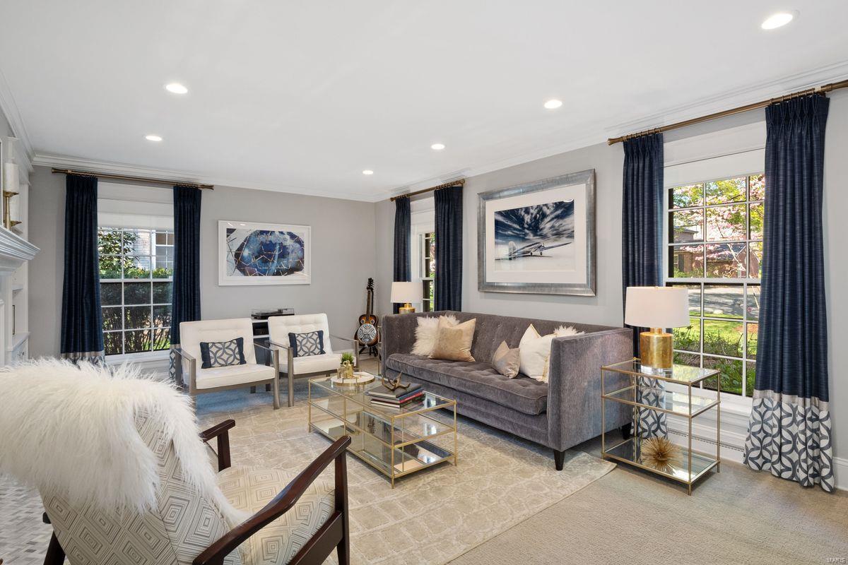 La Hacienda - Residential