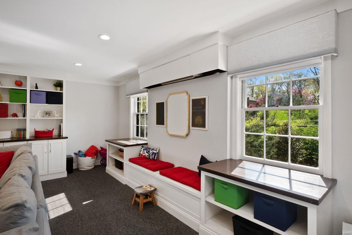 La Hacienda - Residential