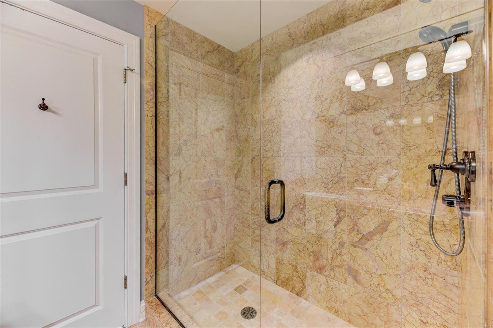 Park Plaza Residential Condo - Residential