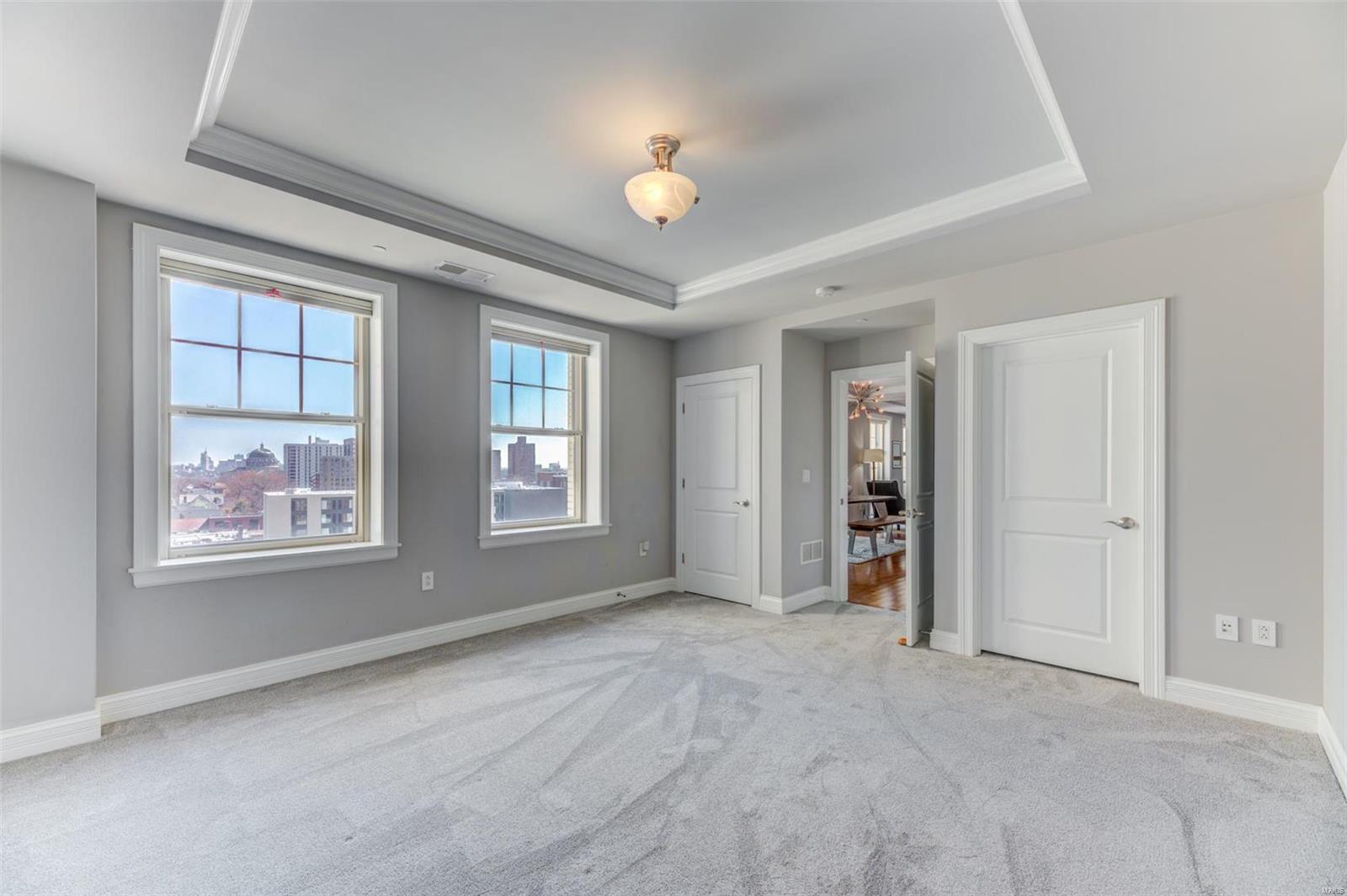 Park Plaza Residential Condo - Residential