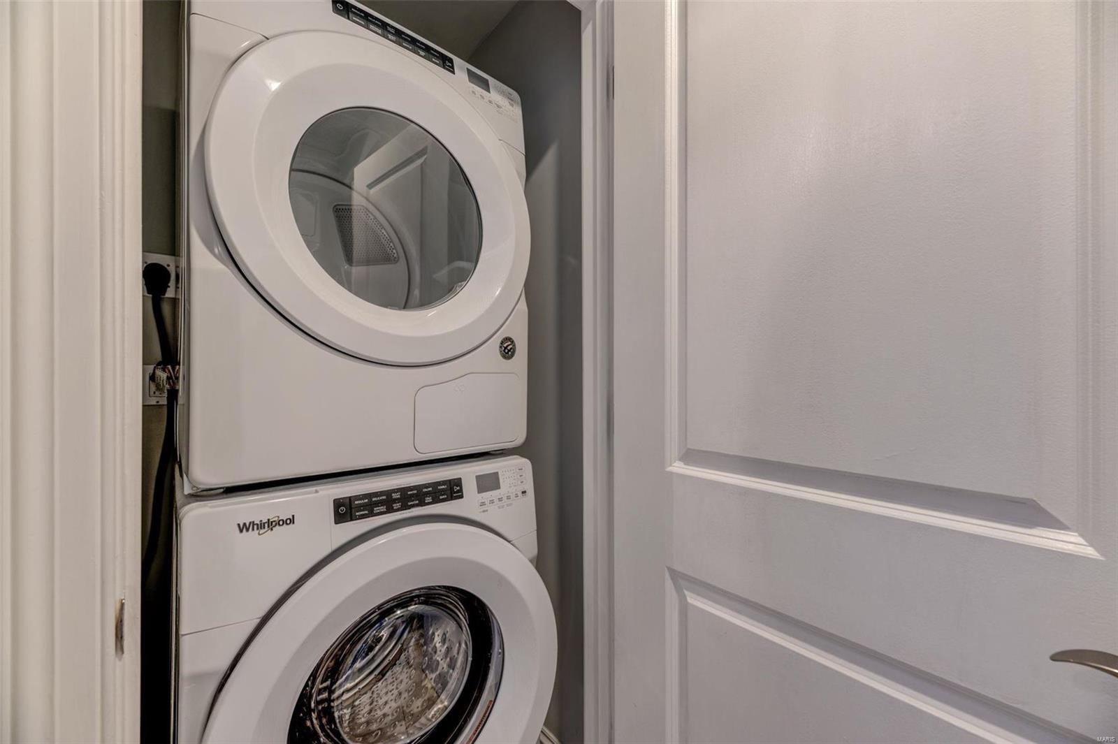 Park Plaza Residential Condo - Residential