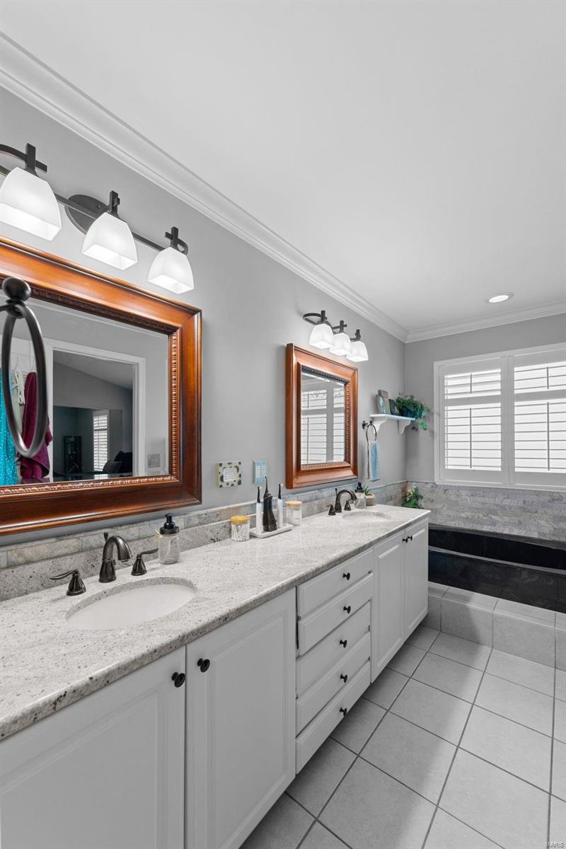 Fox Pt - Residential