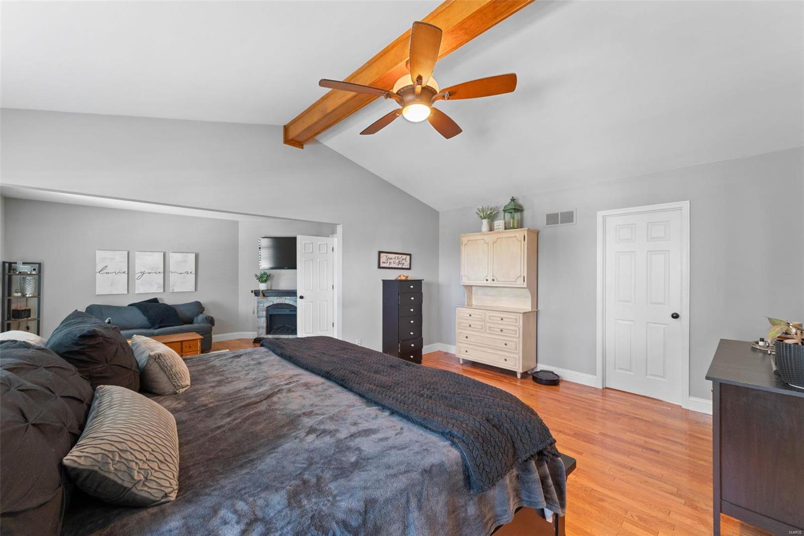 Fox Pt - Residential