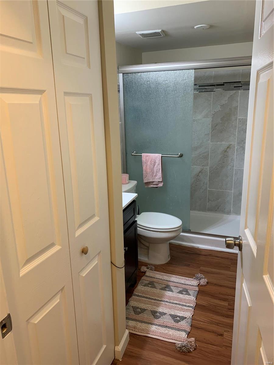 La Salle Park - Residential Lease