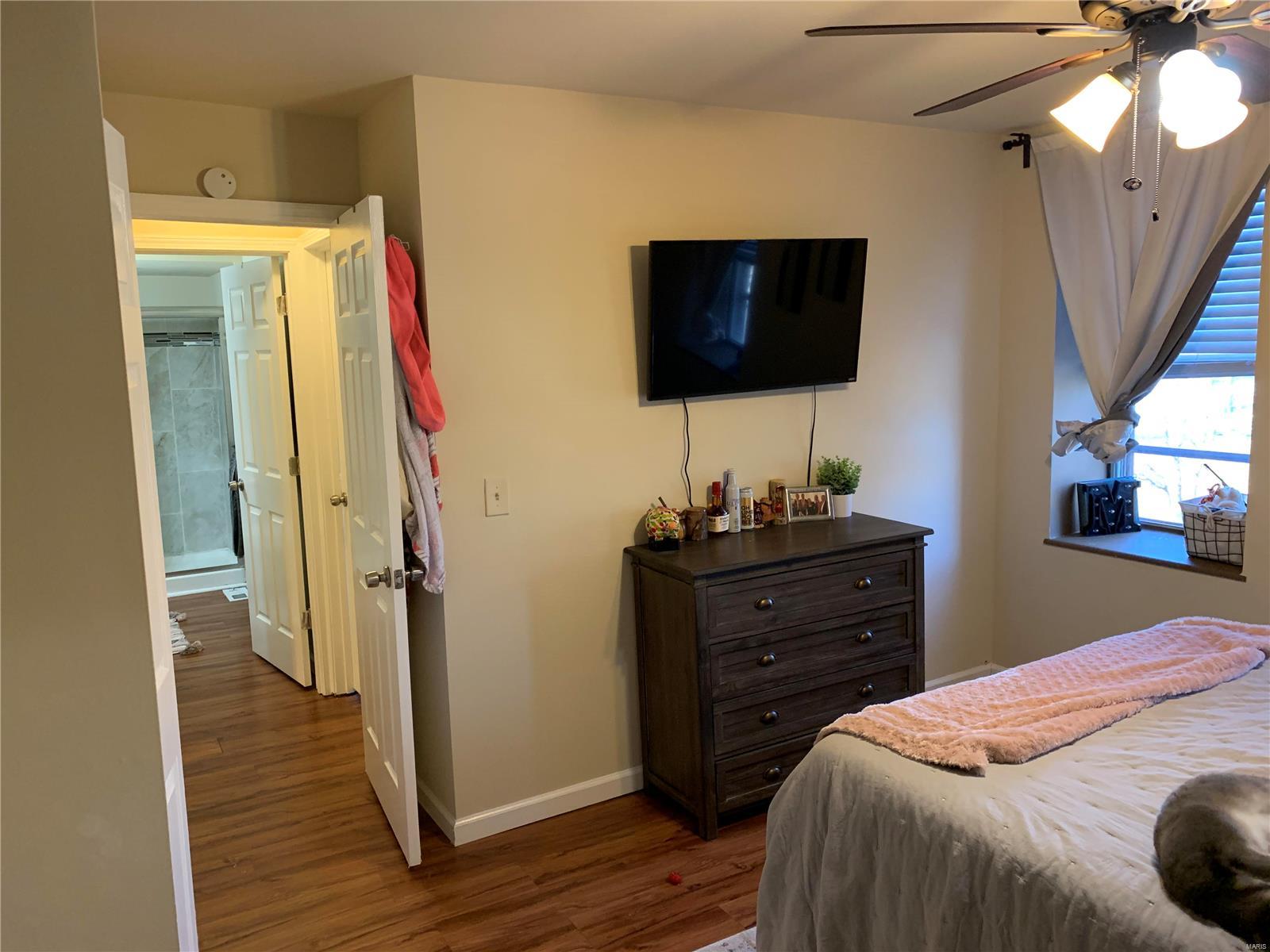 La Salle Park - Residential Lease