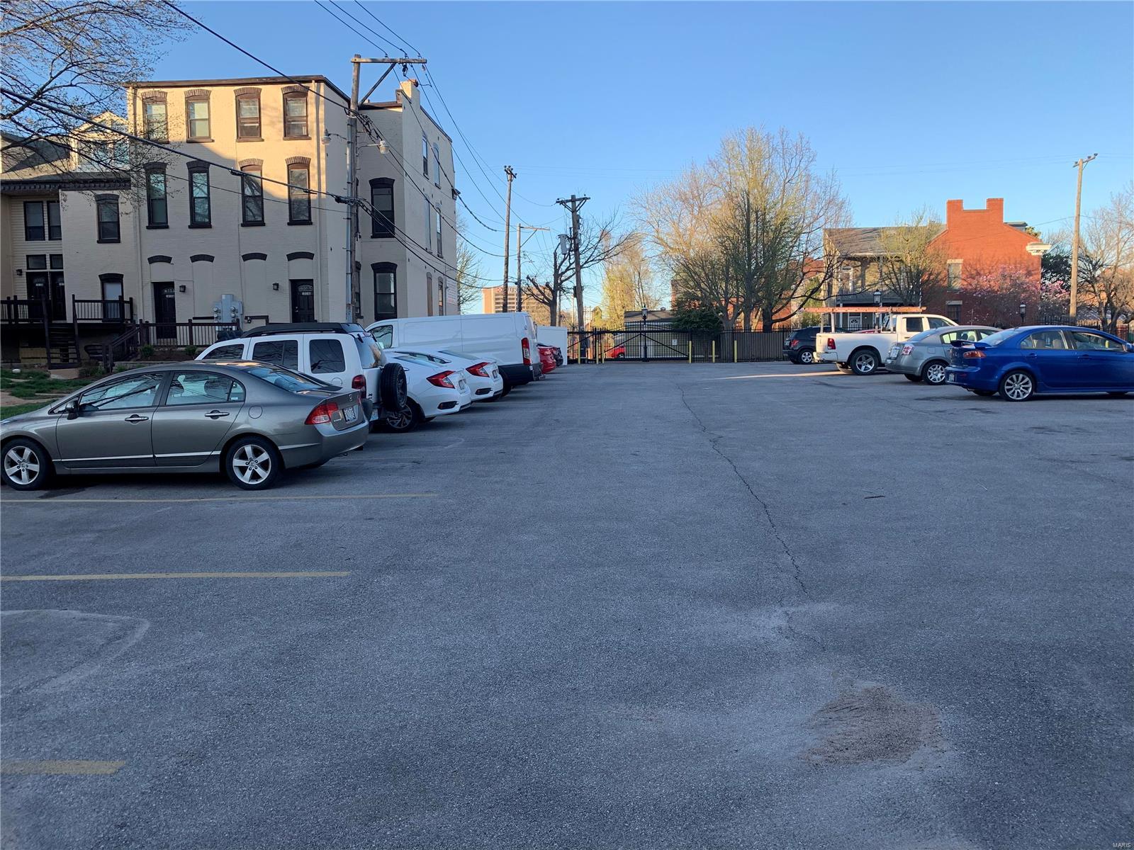 La Salle Park - Residential Lease