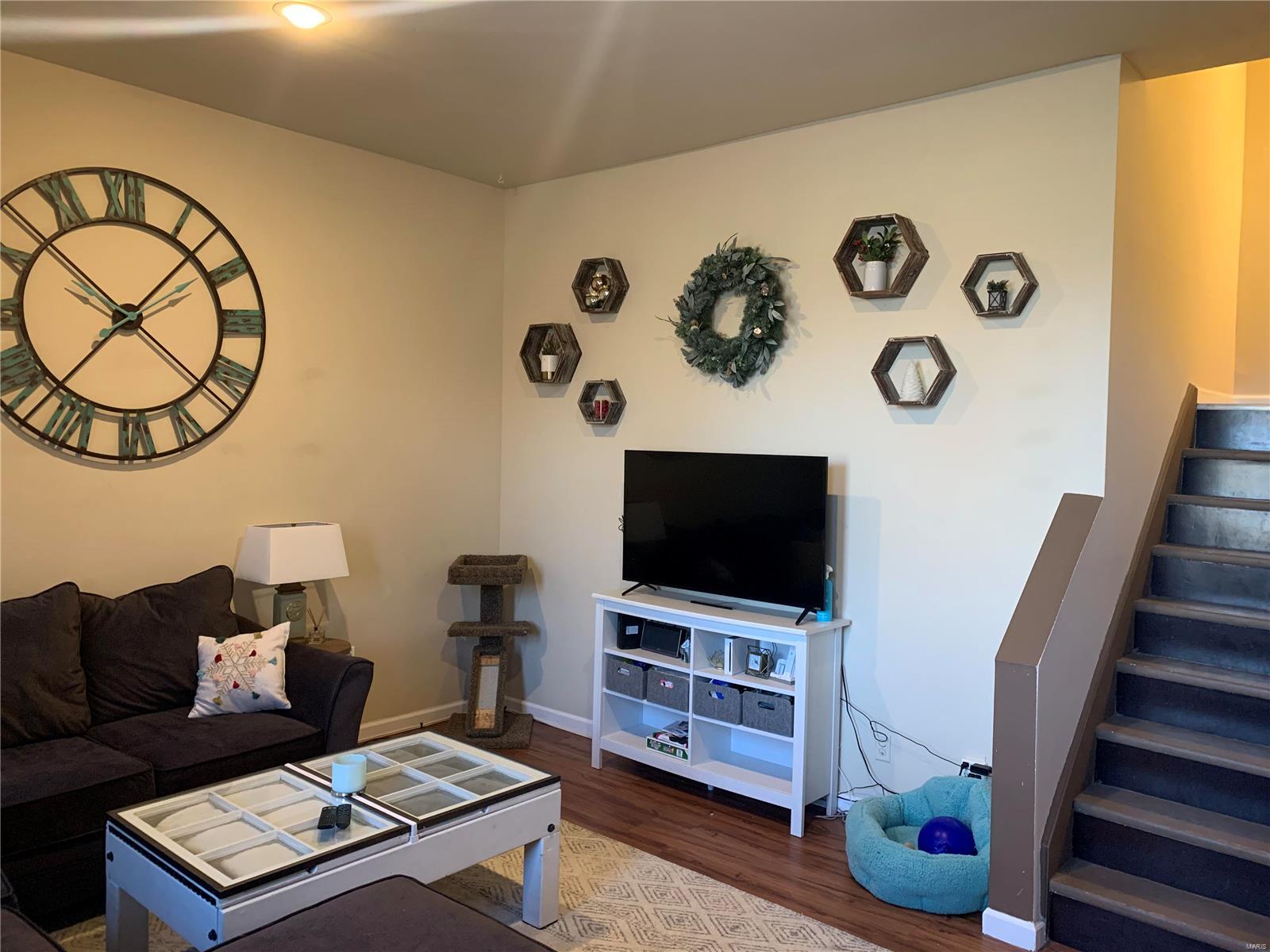 La Salle Park - Residential Lease