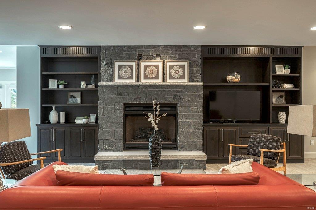 Williamsburg Estates - Residential