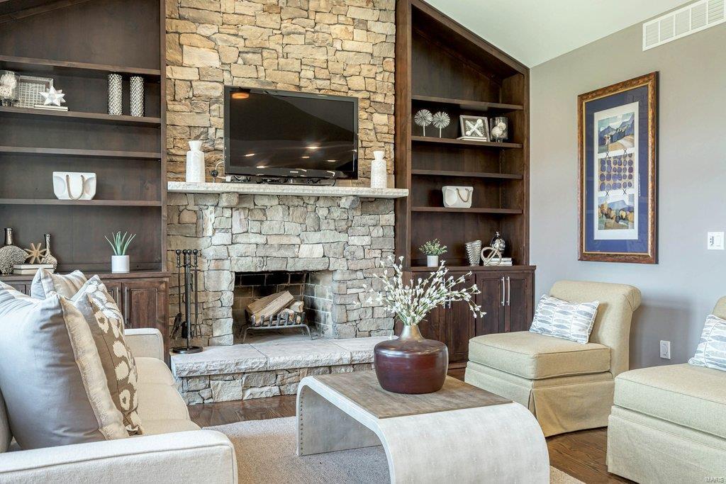 Williamsburg Estates - Residential