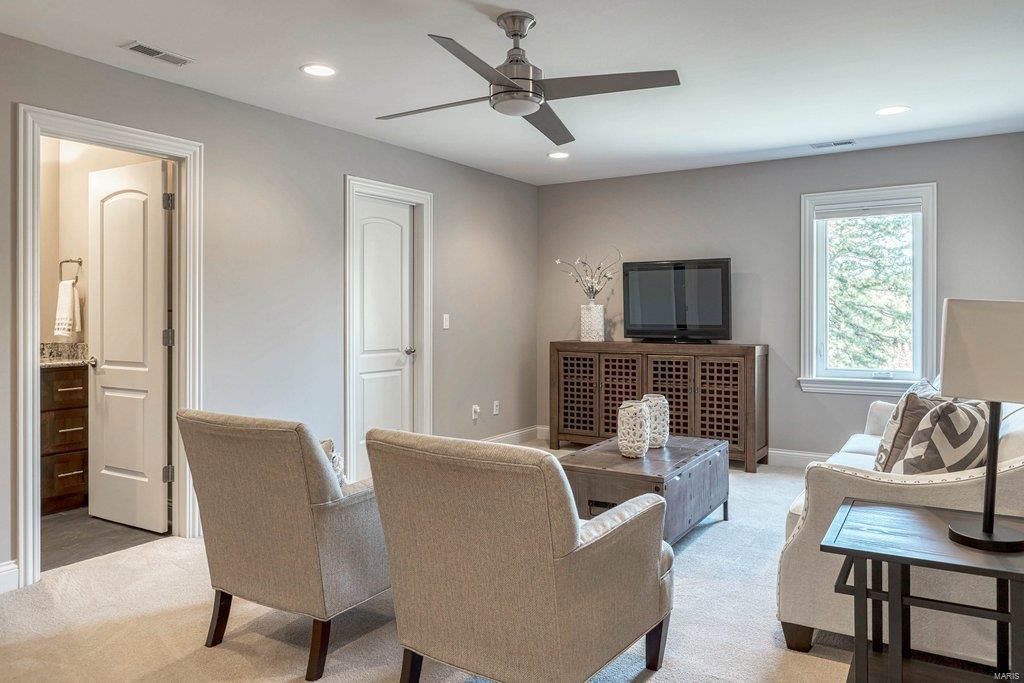 Williamsburg Estates - Residential