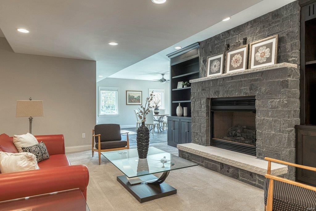 Williamsburg Estates - Residential