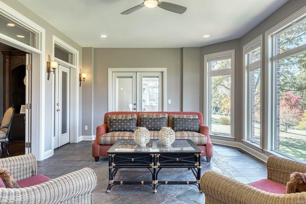 Williamsburg Estates - Residential