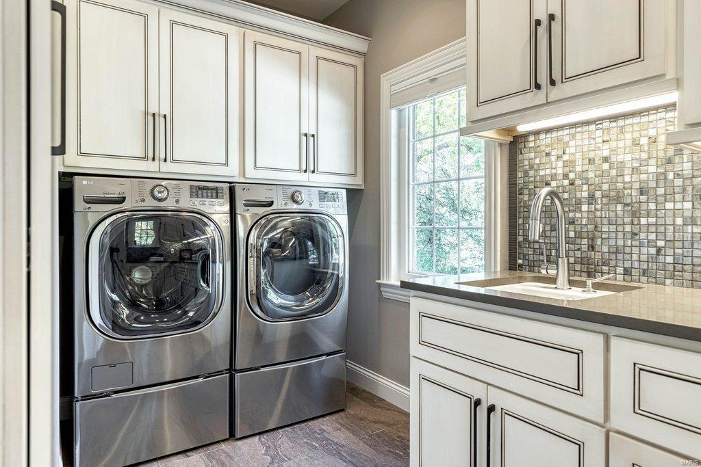 Williamsburg Estates - Residential