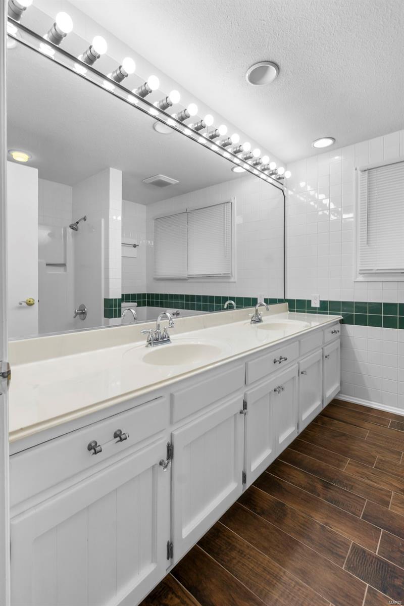 Twin Lakes Sub - Residential