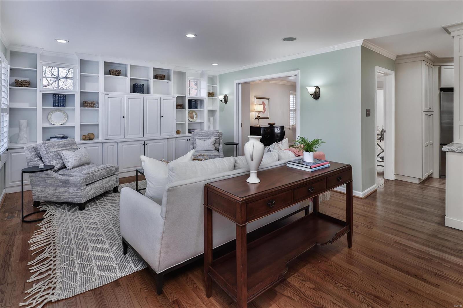 Davis Place - Residential