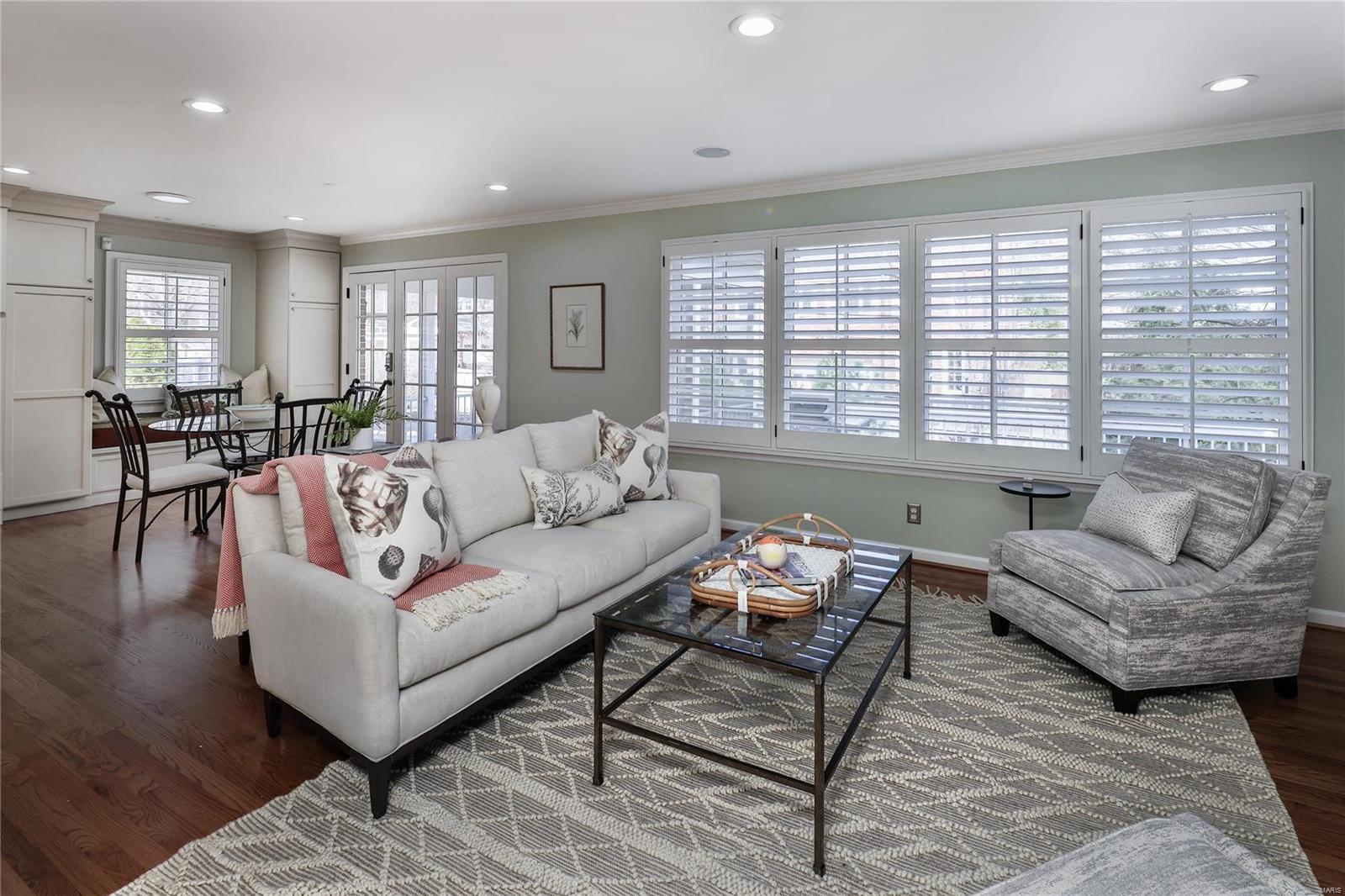 Davis Place - Residential