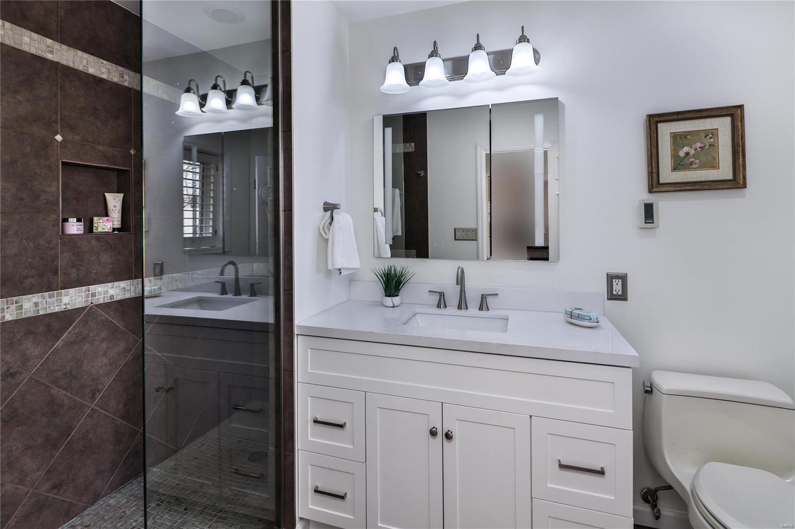 Davis Place - Residential