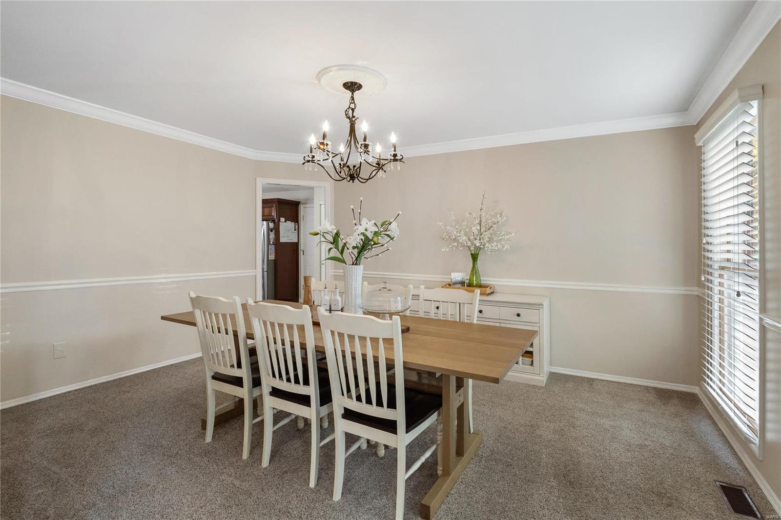 Wildwood, Missouri 63011, United States, 4 Bedrooms Bedrooms, ,4 BathroomsBathrooms,Residential,Pending,35992